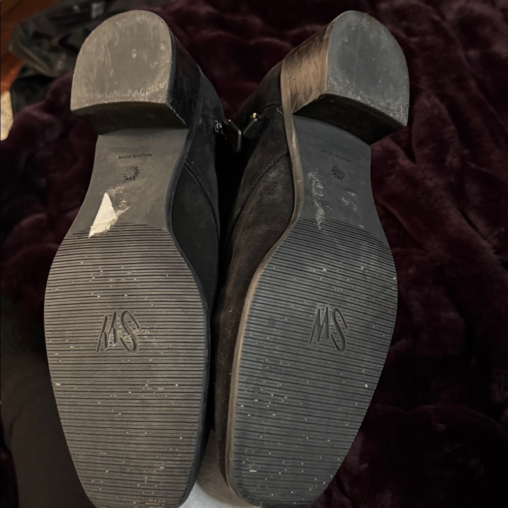 Stuart Weitzman Britain Suede Boots Black and Gold - Picture 11 of 11